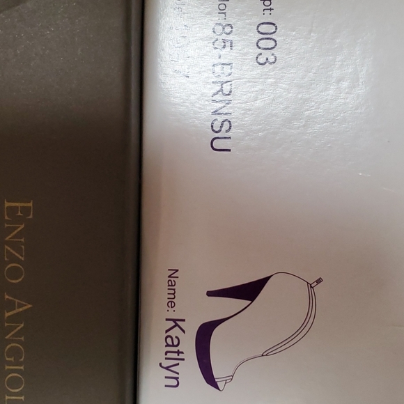 Slip on suede ankle bootie - Picture 5 of 5